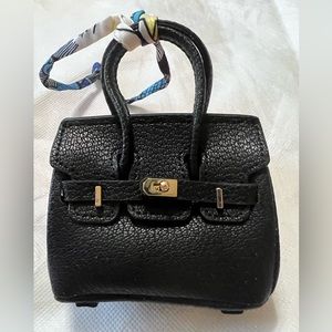 Black Mini Bag Car Key/Earphones Holder